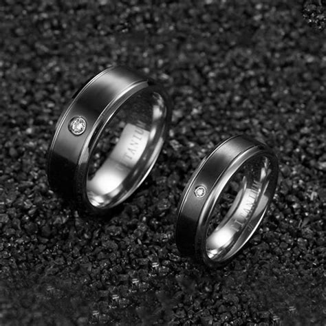 Titanium Black Ring For Couples Simple And Fashion Inner Arc Design