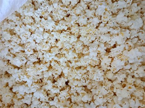 Buttered Popcorn Taste Salty Lucky Gruh Udhyog Amreli Gujarat