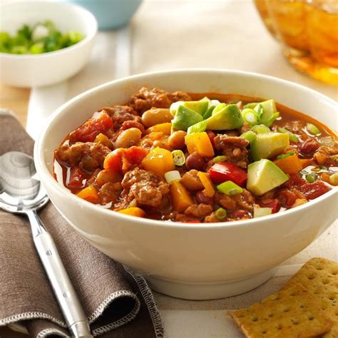 Slow Cooker Turkey Chili Recipe How To Make It