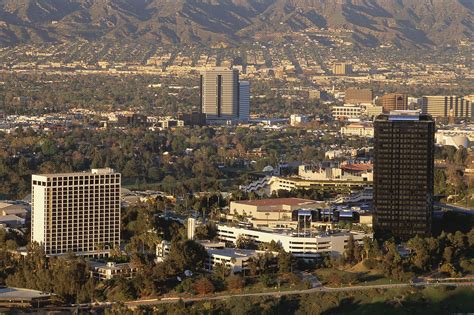 How Much It Costs To Rent In The San Fernando Valley Curbed La