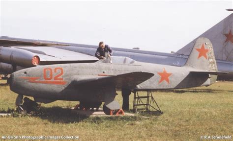 Aviation Photographs Of Yakovlev Yak 17 Abpic