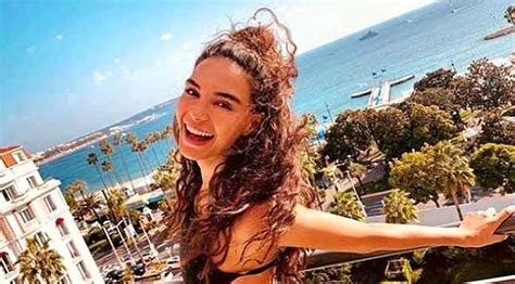 Reyyan ve miran, yaren'in yarattığı kaos yüzünden dağılan aileyi toparlamaya çalışır. Hercai'nin Reyyan'ından örnek davranış - Haber16