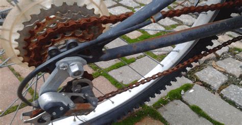 If so, read our guide where we show you how to do it and list what things you will need. Effective DIY Ways To Remove Rust From Bicycle Chain, Rims ...