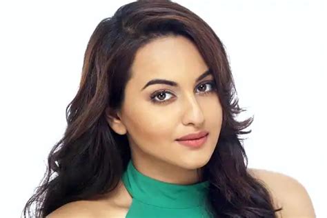 Sonakshi Sinha Gives Quirky Reply On Being Asked About Getting Married