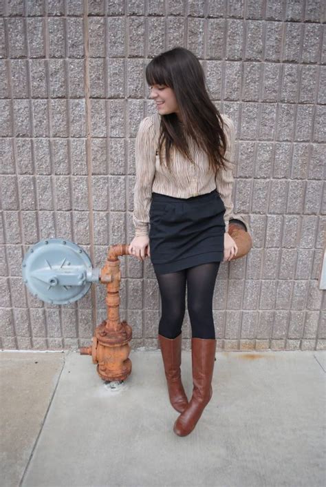 brown boots with black skirt and black tights tights week starts november 3rd カラータイツ ワードローブ