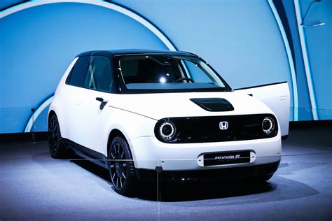 Hondas First Electric Suv The Prologue Launches In Early 2024 Techspot