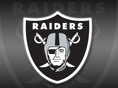 Oakland Raider Shield 1600Ã 1200 Raiders Football Hd Wallpaper Pxfuel