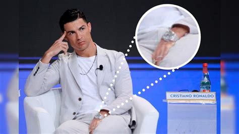 Cristiano Ronaldo Sports £630k Worth Of Accessories In One Hand