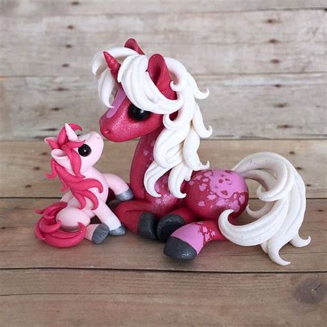 Mama And Baby Unicorn Sculpture By Dragons And Beasties