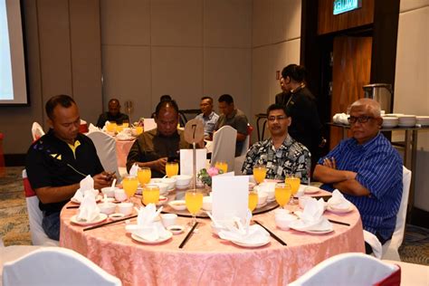Majlis makan malam erat silaturahim | warisan malaysia terengganu. 23 Oktober 2019 - Majlis Makan Malam Sempena Mesyuarat ...