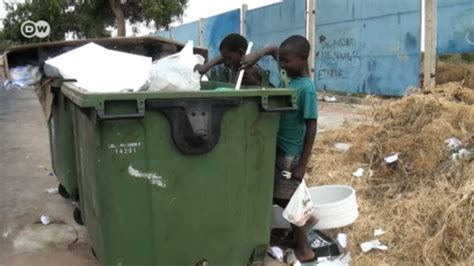 Angola Sobreviver Do Lixo Durante A Pandemia Dw 26062020