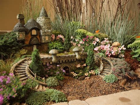 Amazing Diy Mini Fairy Garden For Miniature Landscaping 52 Fairy