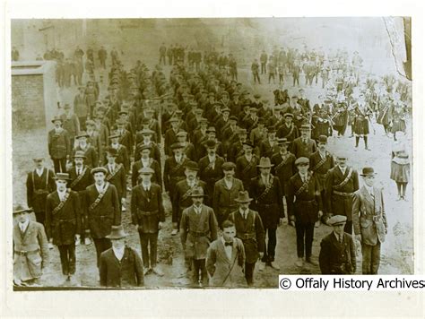 Photograph Of Irish Volunteers Tullamore 1914 Offaly Archives