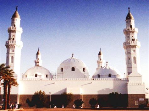 Jumu Ah Mubarak Here S A Picture Of Masjid Al Quba Beautiful