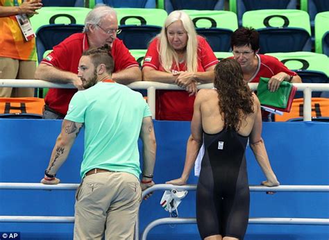 It is especially important for swimmers to have strong abdominal muscles. Hungarian swimmer Katinka Hosszu's wins her second gold at ...