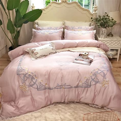 Luxury Pink Tencel Egyptian Cotton Embroidery Bedding Sets Queen King Tribute Silk Duvet Cover