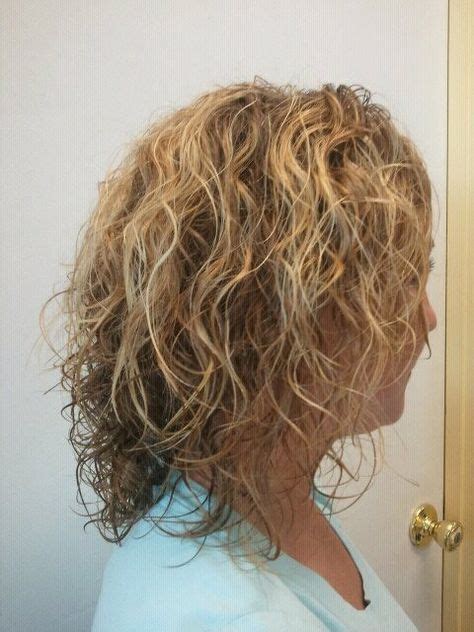 Loose Body Perm Gone Wrong Permed Hairstyles Body Perm Hair Styles