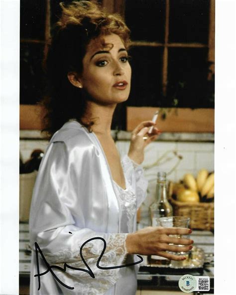 Annie Potts Autographed Signed Whos Harry Crumb Hot And Sexy Bas Coa