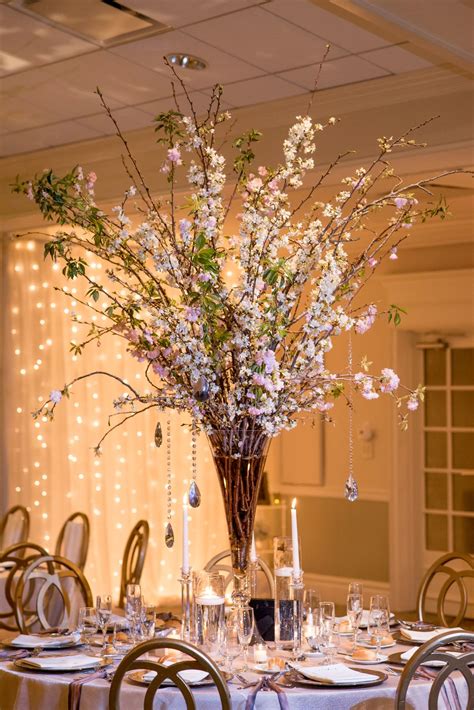 10 Stunning Wedding Flower Décor Ideas With Cherry Blossoms By Bride