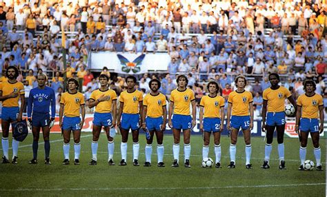 1 year ago 1 year agodiogo gonçalvesa dica do dia. Brazil vs Ireland 1982 - the Lost Footage - Póg Mo Goal