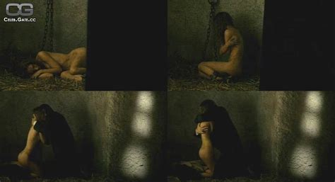 Natalie Portman Desnuda En Goyas Ghosts