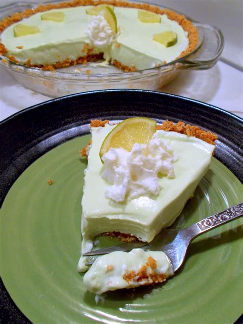 Calories 250 calories from fat 63. Watching What I Eat: Key Lime Cream Pie with No-Bake Graham Cracker Pie Crust ~ Easy & Low-Fat