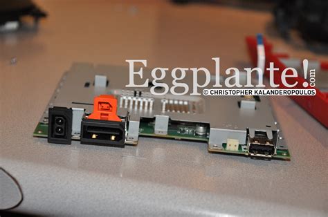 Worlds First Wii Mini Teardown Pictures Eggplante