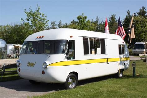 7 Unique Innovative And Luxurious Rv And Camper Models Roverpass Vintage Trailers Vintage