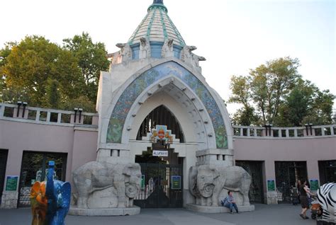 Zoo Budapest • Zoo Tierpark