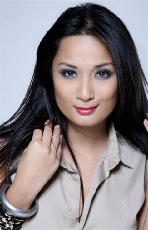 Filipinas Beauty Gma Contract Artist Ehra Madrigal