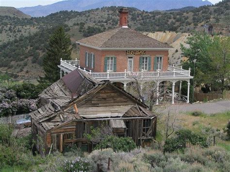 The Mackay Mansion In Virginia City Nevada Scary Places Haunted