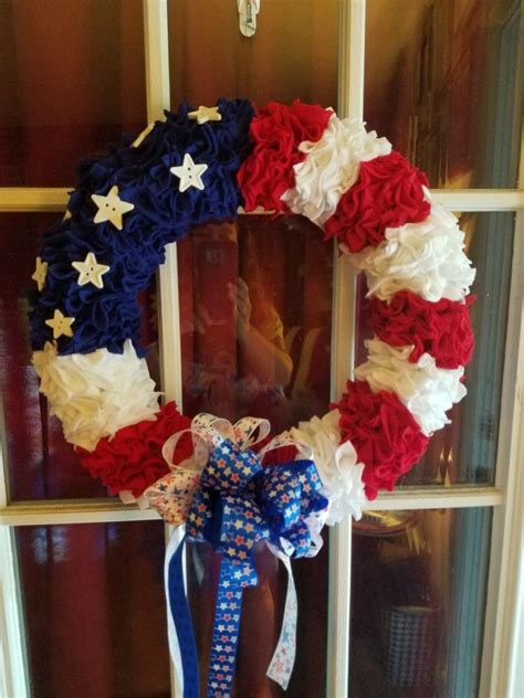 Maybe you would like to learn more about one of these? Pin by Woo Getto on stuff i made | 4th of july wreath ...