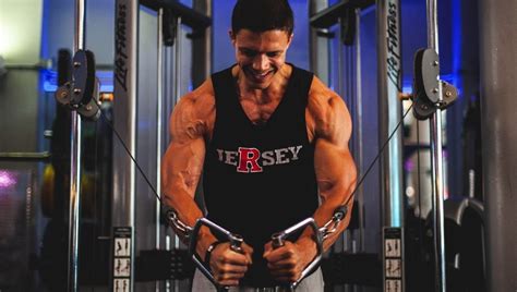 cable crossover the ultimate chest exercise for strength and mass boxrox grand pectoral