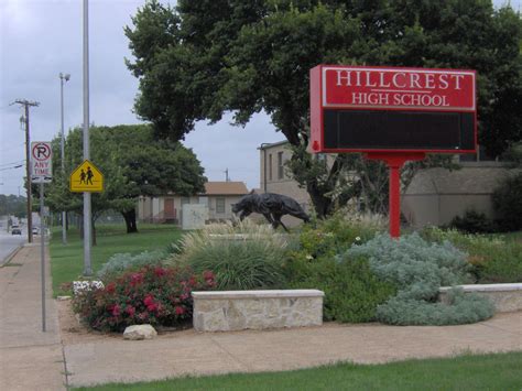 Filehillcrest Hs Dallas Front Hillcrest High School Hillcrest