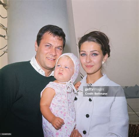New York Actor Tony Curtis His Actress Wife Christine Kaufmann And News Photo Getty Images
