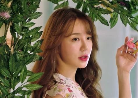 But still i can pray for your good career onward and hope that you have a good health. Yoon Eun-hye Wiki, Bio, Age, Husband, Wedding, Net Worth ...