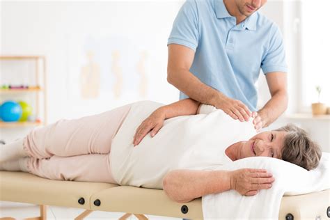 geriatric massage the best therapy for elderly aging i q news