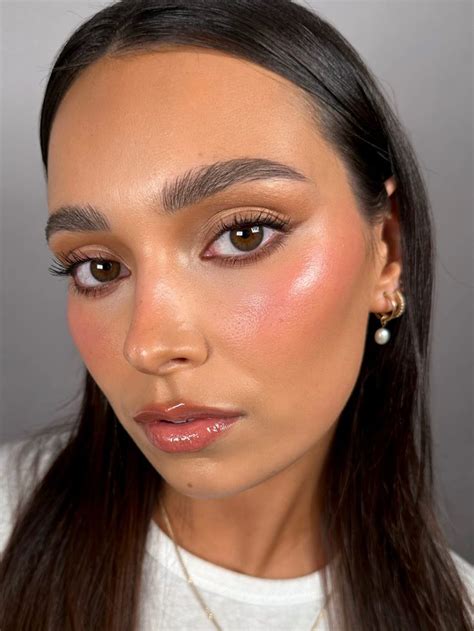 Glowy Skin With Strawberry Blush Glam Makeup Look Nude Makeup Makeup