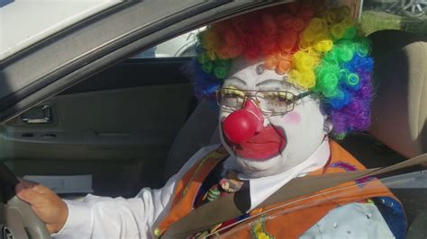 It Clown Found Driving A Car Youtube