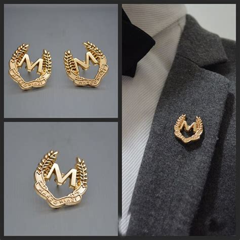 DoreenBeads PC Letter M Badge Business Men S Suit Collar Pin Brooch Golden Fashion Accessory