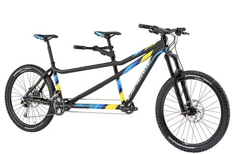 Consisting of things or having parts arranged one behind the other. TANDEM VTT | Lapierre Bikes