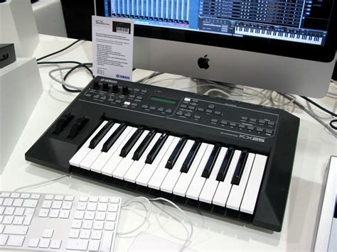 Yamaha KX MIDI Keyboard | New, sturdy MIDI master keyboards … | Flickr