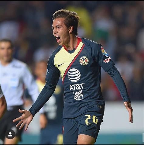 Sebastián cordova is currently playing in a team club américa. Sebastián Córdova podría emigrar al viejo continente