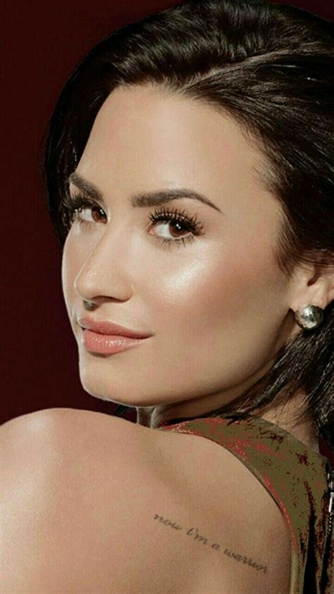 Demi Lovato Demi Lovato Estilos De Cabelo Longo Beleza De Mulher