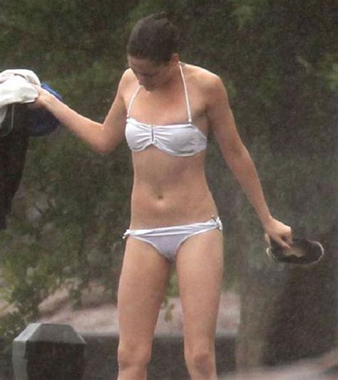 Celebrity Bikini Bodies Kristen Stewart