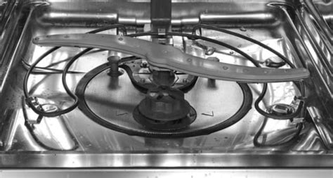 Jan 31, 2011 · if your dishwasher is not heating the water when on a wash cycle often this causes the programmer to stop and not completing the cycle but sometimes the cycle will still comlete in cold water. Why Doesn't My Dishwasher Dry My Dishes? - Reviewed.com ...