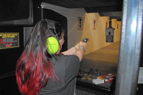 Area Gun Ranges Busy On Ladies Nights Orlando Sentinel
