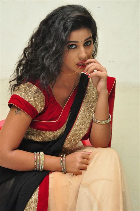 Telugu Actress Pavani Latest Hot Images In Saree Actress Doodles