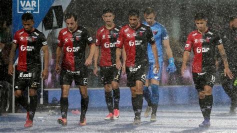 The football team plays in . Colón de Santa Fe denunció por fraude deportivo a ...