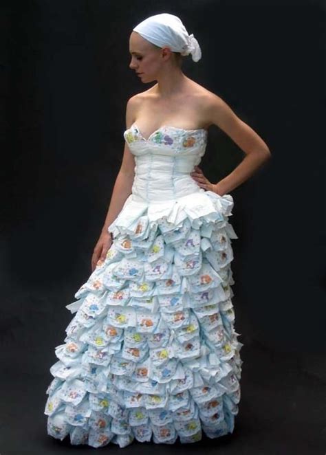 8 Of The Worst Wedding Dresses Youll Ever Lay Eyes On Photos Funny